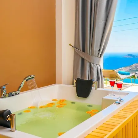 Merkeze Yakın , Deniz Manzaralı , Jakuzili * 카스